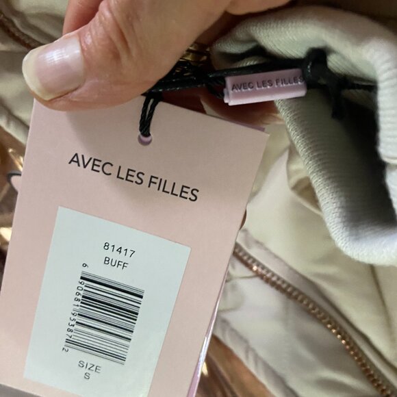 New Avec Les Filles, Off White Puffer - Picture 2 of 5